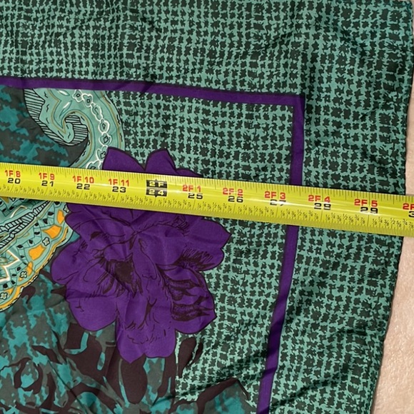 CHRISTIAN DIOR 100% silk square scarf greens/blues/purple/paisley/b+w+swirlydoos - Picture 5 of 15
